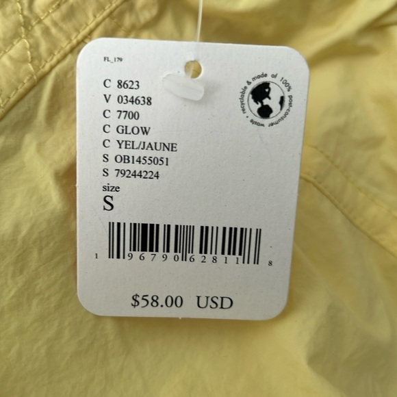 NWT Free People Parachute Shorts Yellow. Size S. Front and back pockets. - Picture 6 of 6